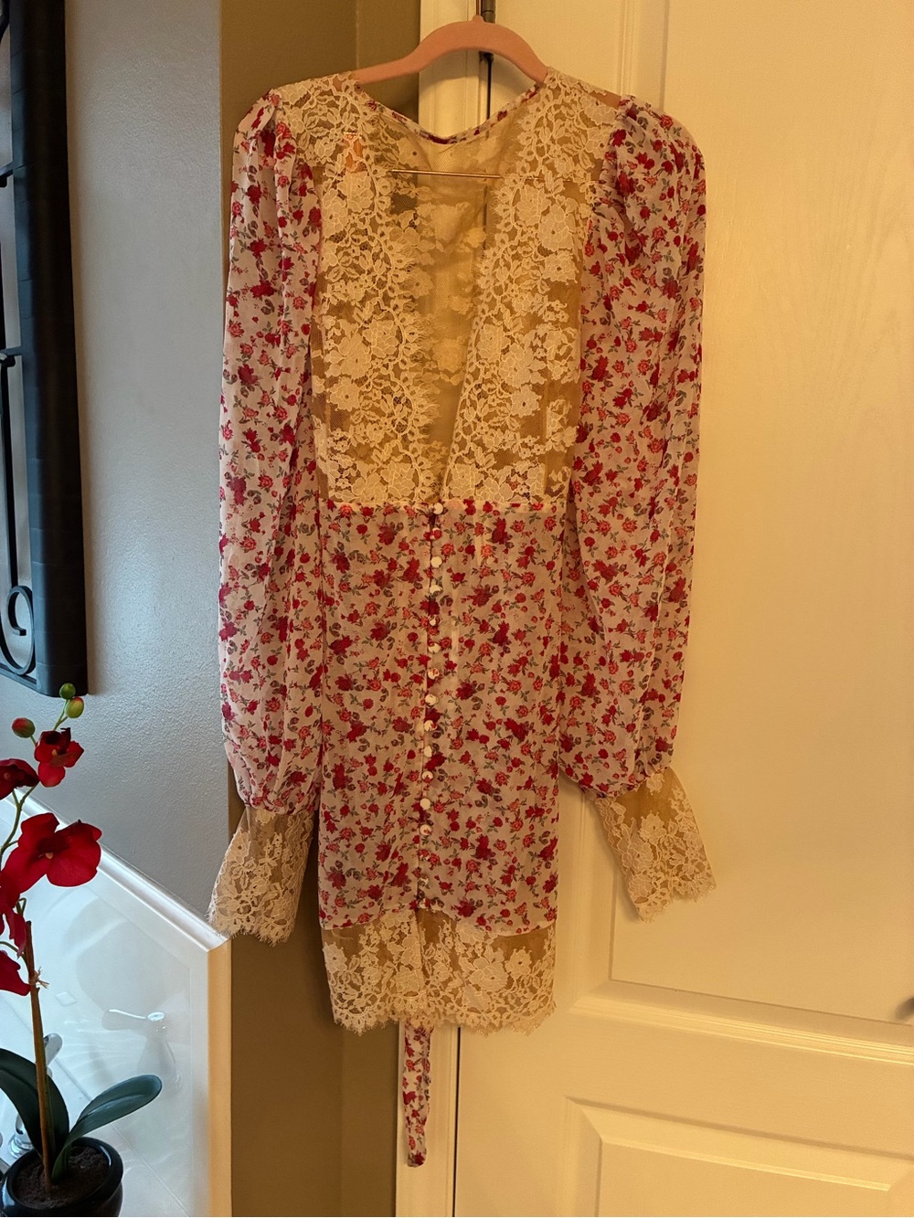 For Love & Lemons Melrose Lace Tie Waist Robe Rosebud Floral Size L
